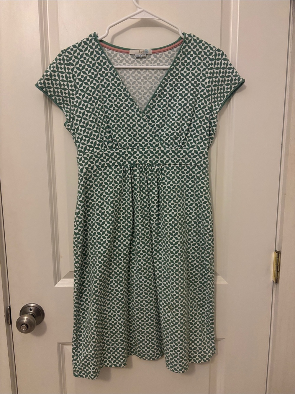 Boden Green Geometric V-Neck Midi Dress
